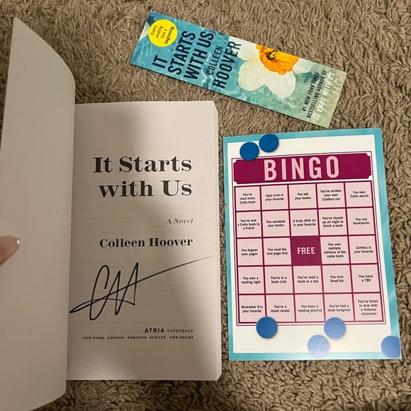 It Starts With Us Colleen Hoover SIGNED!! - Picture 2 of 3